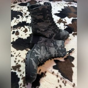 Camo Boots